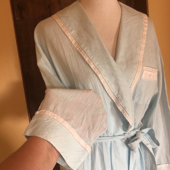 VTG02 EILEEN WEST size Small Cotton Robe LaceTrim Eyelet Stripe Shawl Collar NEW - Picture 11 of 16